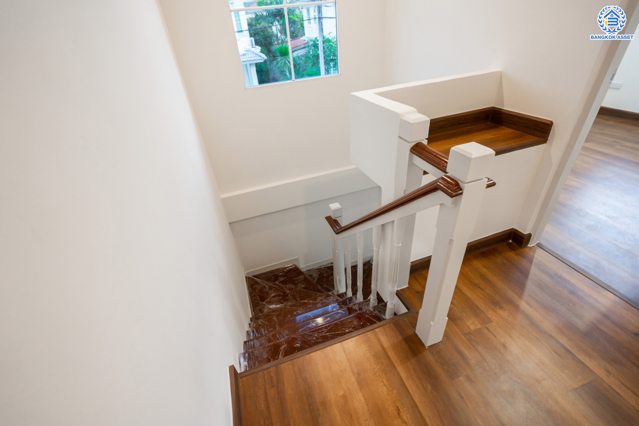 บ้านมือสองตกแต่งใหม่ แบรนด์ LH ม.ชลลดา วัดลาดปลาดุก บ้านเดี่ยวหลังใหญ่ เนื้อที่ 52.2 ตร.ว. ฟังก์ชัน 3 ห้องนอน 2 ห้องน้ำ จอดรถได้ 2 ที่จอดรถ พร้อม Facilities ครบครัน บนทำเลเดินทางสะดวก เชื่อมต่อถ.กาญจนาภิเษก ใกล้รถไฟฟ้าสายสีม่วง "สถานีคลองบางไผ่"...